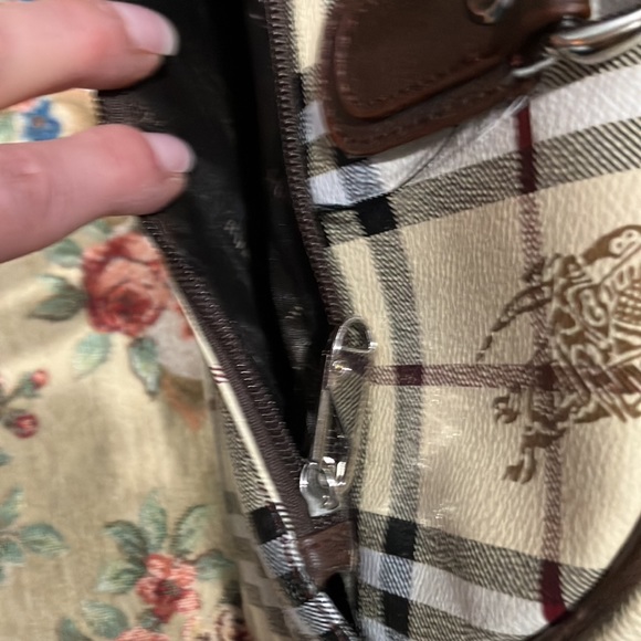 RARE Burberry Haymarket Rolling Luggage Travel Bag Weekender - Picture 12 of 15